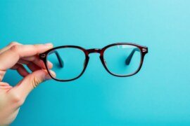 Warby Parker: Reinventing Eyewear with a Direct-to-Consumer Revolution